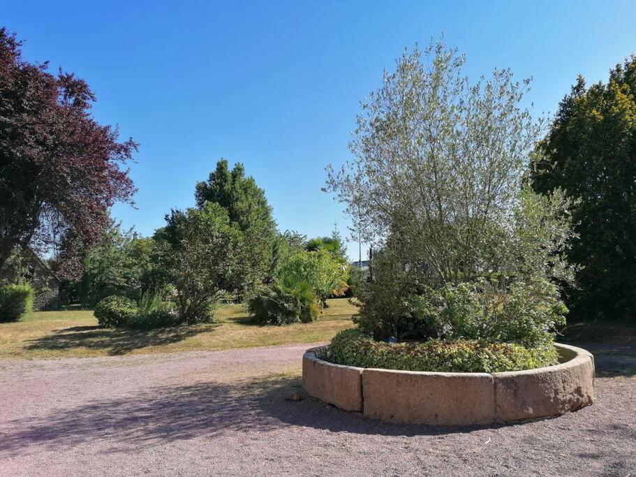 Sunset Family Guesthouse Mont Saint Michel Céaux Exterior foto